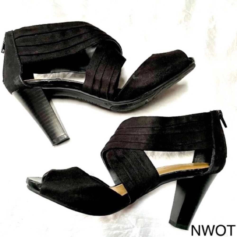ATTENTION women’s heeled sandals (jenna) black size5 NWOT - Picture 1 of 13